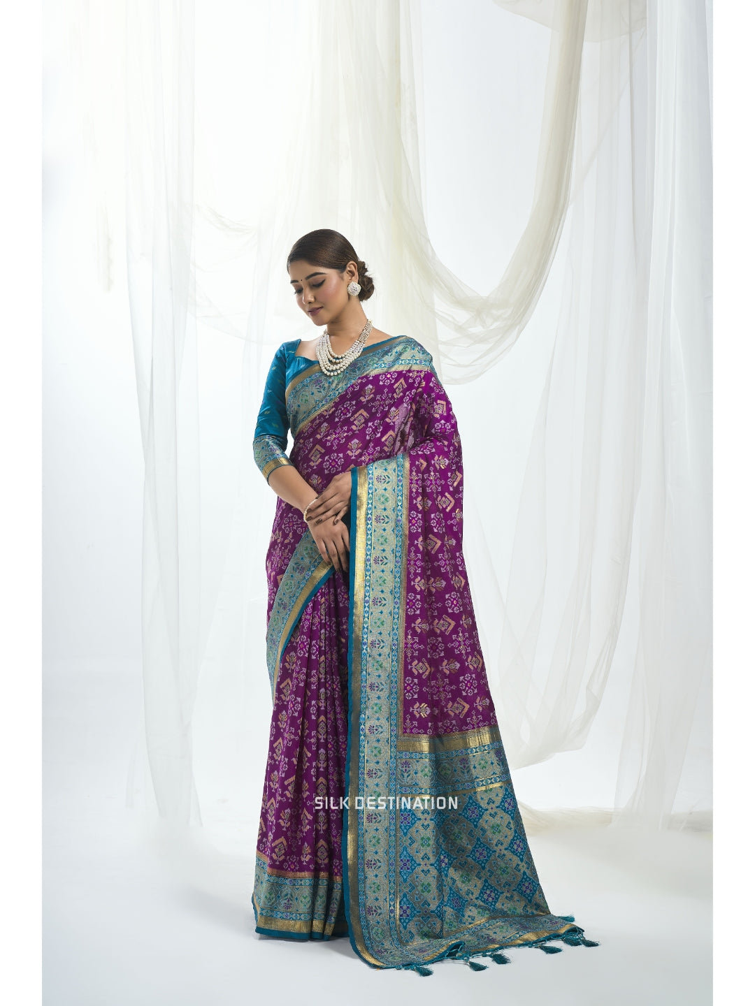 Bhanumati Saree: Precious Purple with Bright Blue Pallu, double Ikat patola Silk Saree