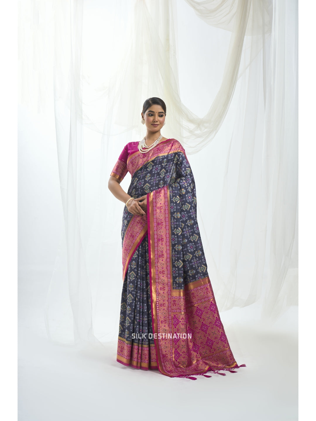 Chandramari saree: Gorgeous Grey with Rani Pink Pallu, double Ikat patola Silk Saree
