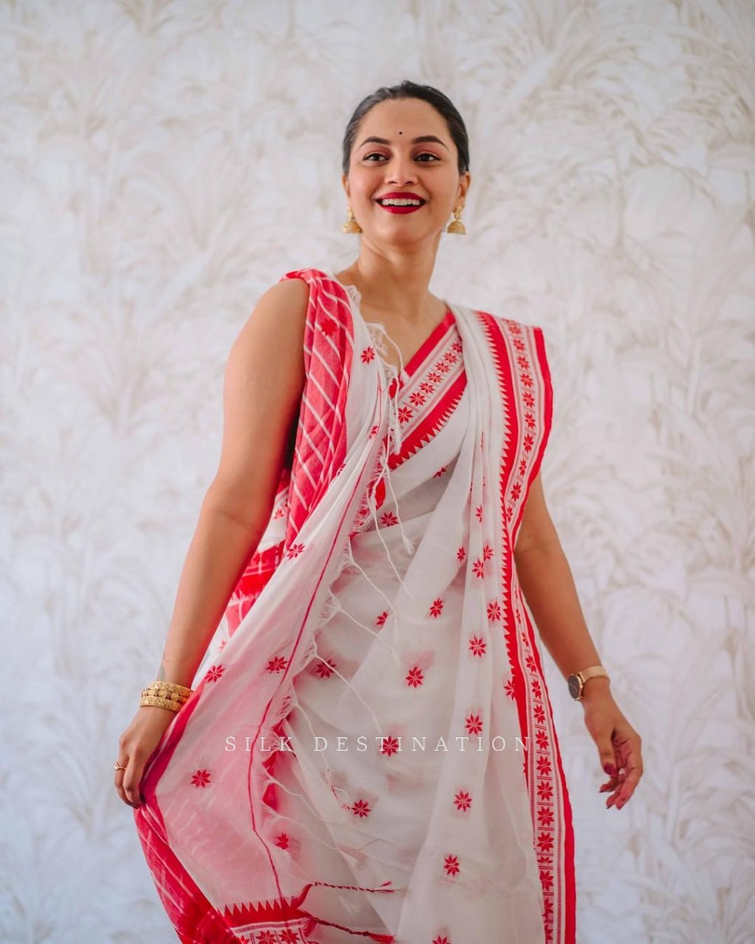 Blush Pink with Red formal design made Soft Cotton