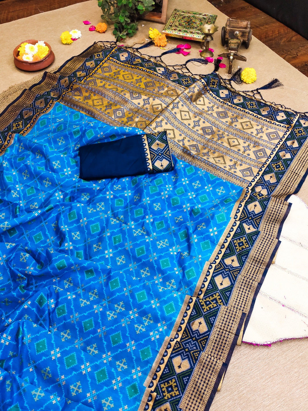 Dual Tone Blue Pranitha – Designer Sambalpuri Anchal Silk Saree